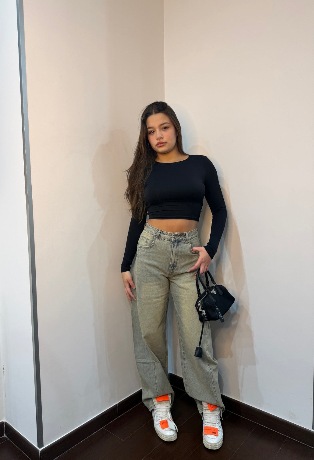 crop con schiena scoperta